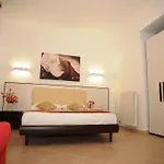 Corallo Parcheggio Privato 3*